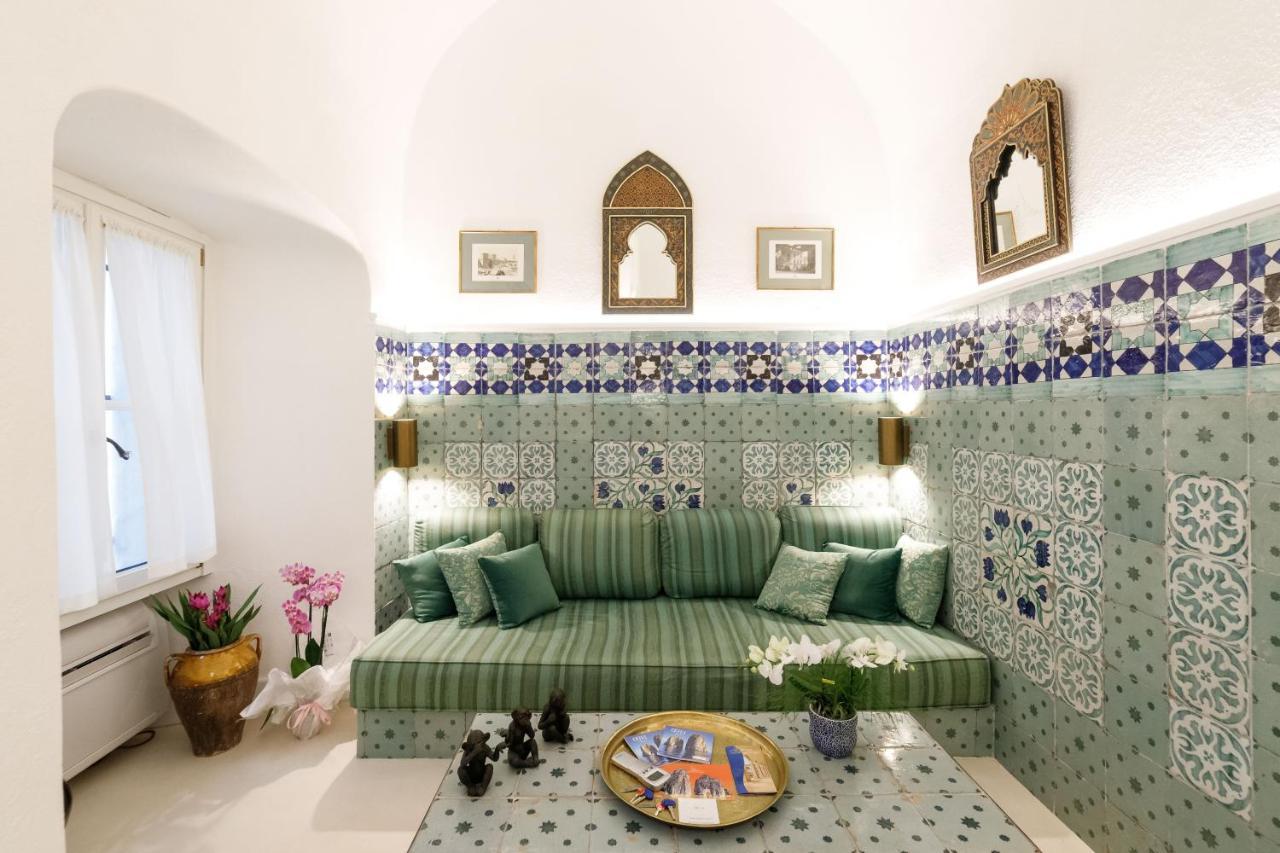Qasar Luxury Suite - In Capri'S Piazzetta Exterior photo